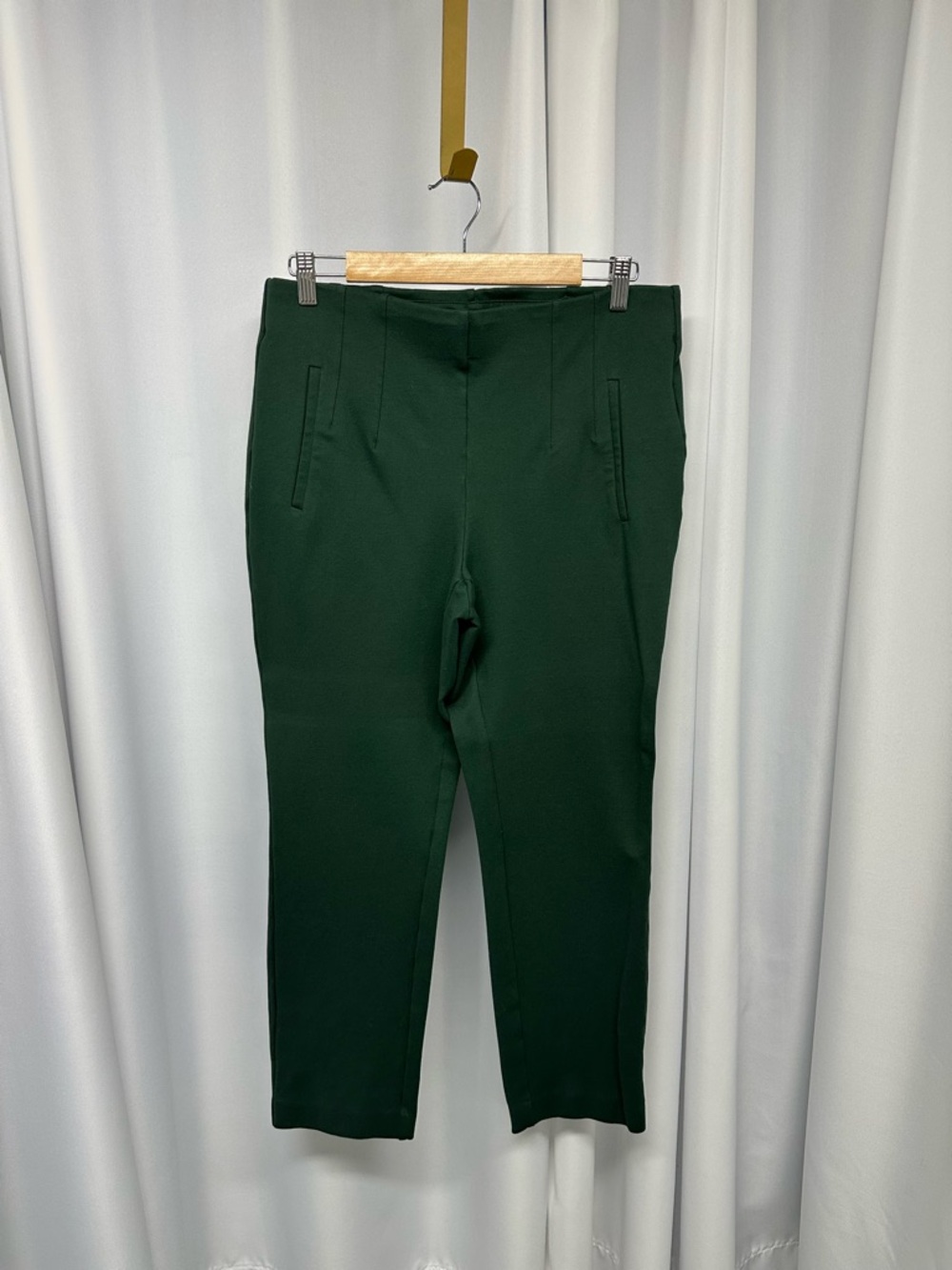 Rafaella Forest Green Slim Dress Pants size large women’s pull on stretch